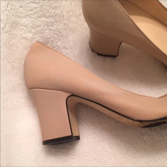 Ivanka Trump Beige and Black Pearl Heels - Picture 5 of 14